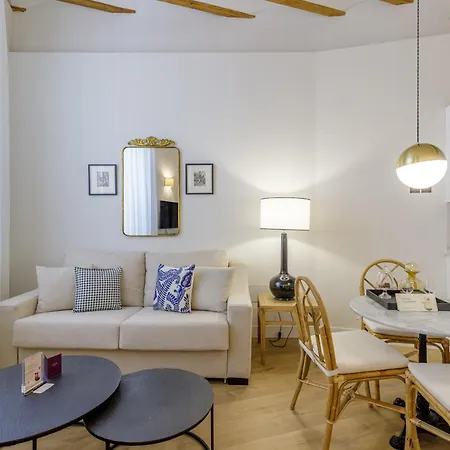 Appartamento Palacio Vegafuente By Caleta Homes