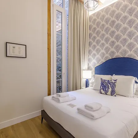 Palacio Vegafuente By Caleta Homes * Málaga