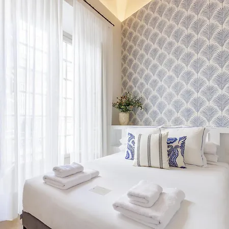 Apartment Palacio Vegafuente By Caleta Homes