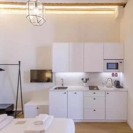 Palacio Vegafuente By Caleta Homes Apartment Malaga