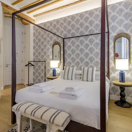 Palacio Vegafuente By Caleta Homes Apartment *