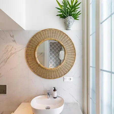 Palacio Vegafuente By Caleta Homes Apartment